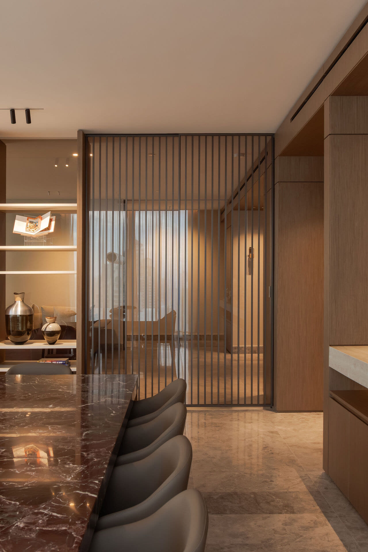 Proyecto Seazeit — partición de vidrio estriado Pernia Glass