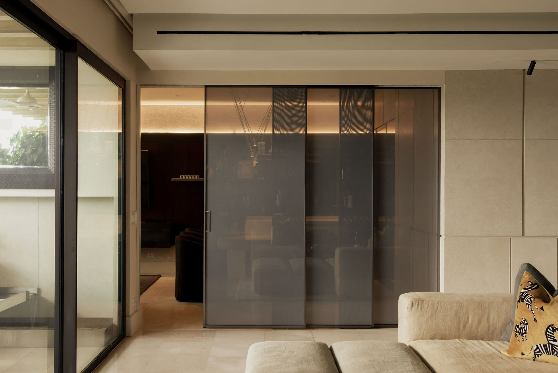 Proyecto Lantana — sistema corredizo Pernia Glass